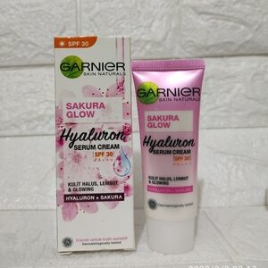 Cek Bpom Skin Naturals Sakura Glow Hyaluron Serum Cream Spf30 Pa+++ Garnier