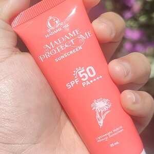 CEK BPOM Madame Protect Me SPF 50 PA++++