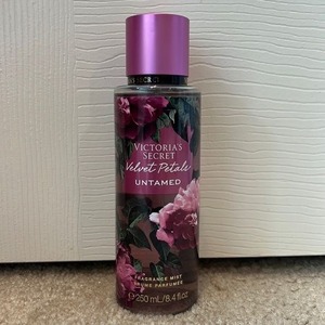 Cek Bpom Fragrance Mist Velvet Petals Untamed Victorias Secret