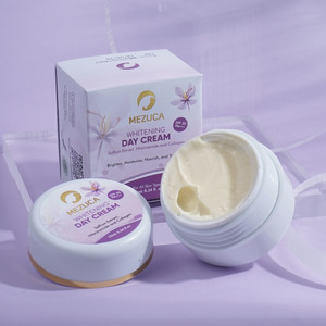 Cek Bpom Whitening Day Cream With Saffron Extract, Niacinamide And Collagen + Spf 30 Pa+++ Mezuca