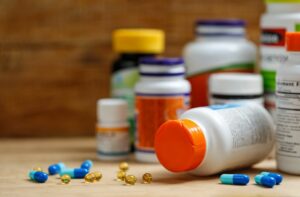 Jenis-jenis Kandungan Antibiotik untuk Jerawat yang Ampuh
